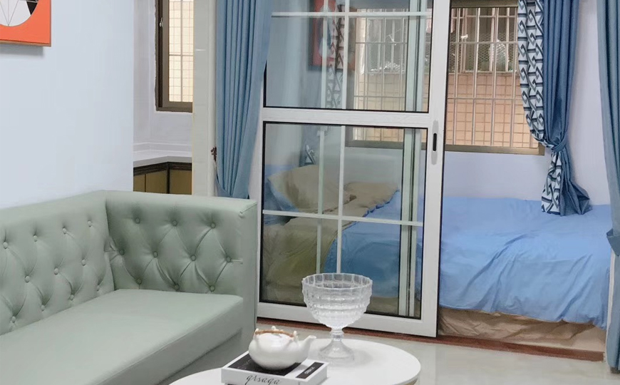 龍華中心小蘋(píng)果二期總價(jià)28.8萬(wàn)/套起帶精裝修