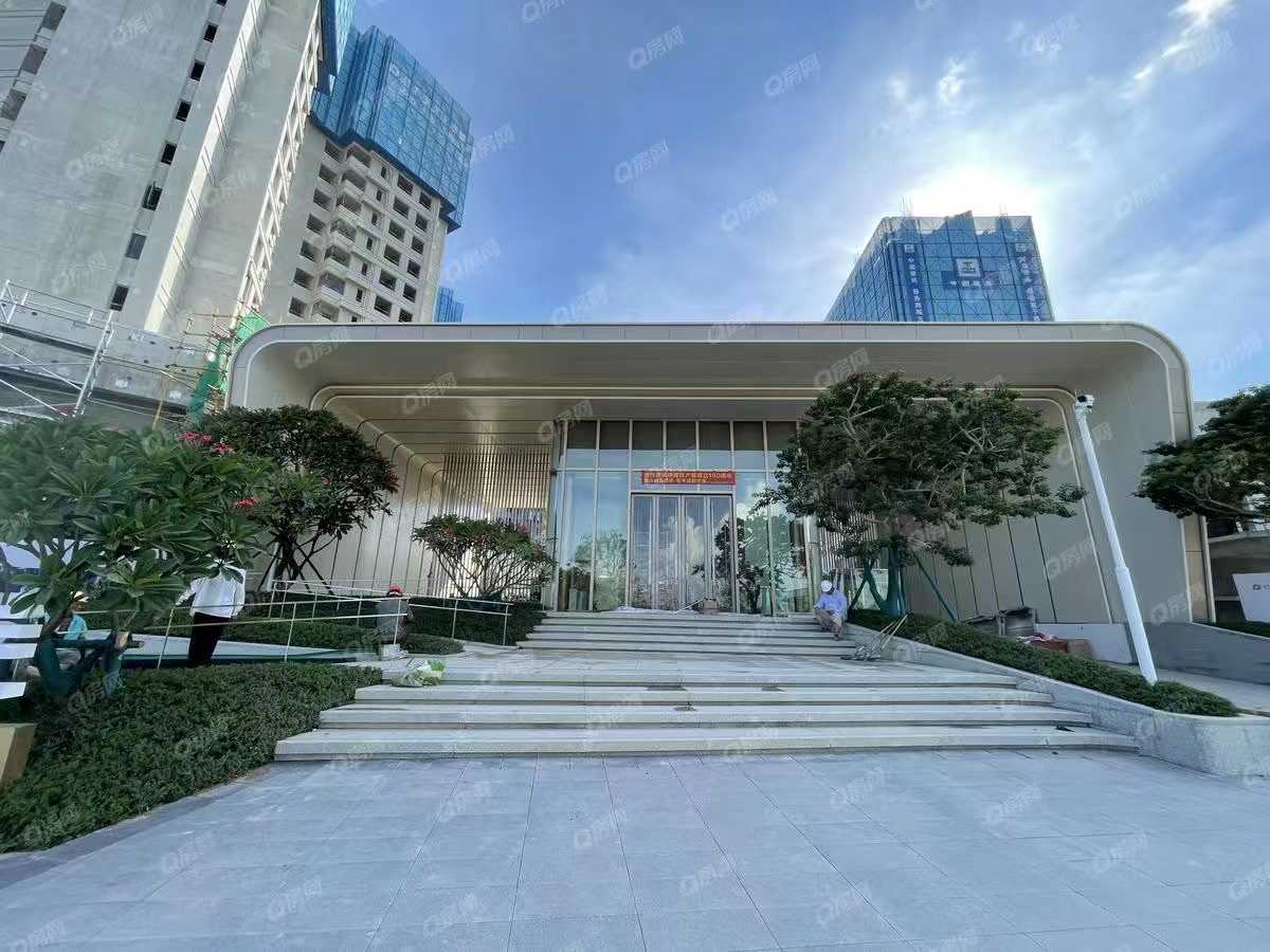 保利左岸花園-均價27000元/平