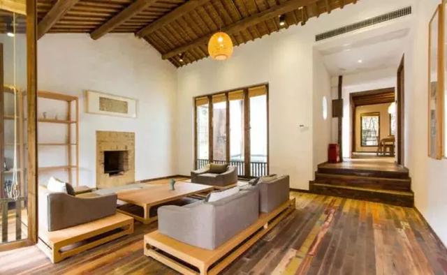 碼頭后的場口鎮(zhèn)東梓關村也搖身一變